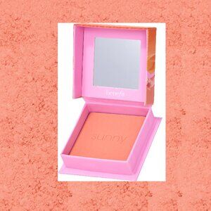 NIB ✅ Benefit #SUNNY Silky-Soft Powder Blush ✨ NEW IN BOX